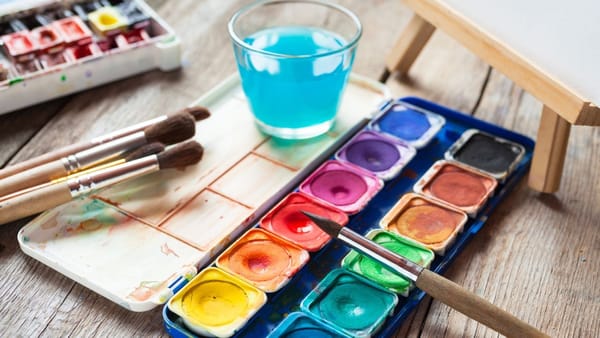 Guide to Cleaning and Caring for Watercolor Brushes